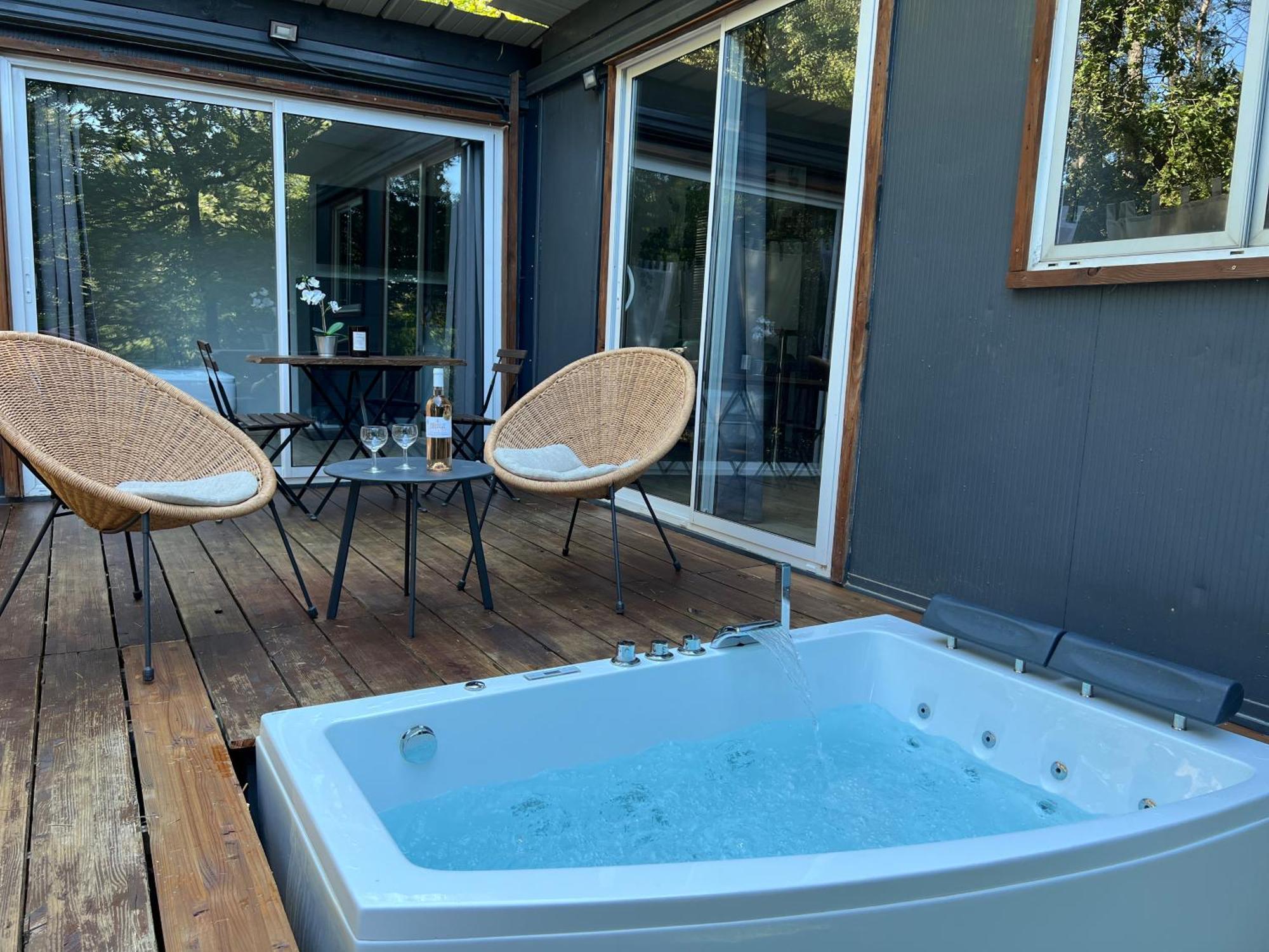 Superbe Cabane Jacuzzi Jardin Clim Wifi Parking Meyreuil Extérieur photo